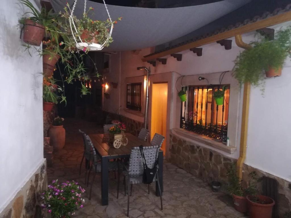 Casa Rural La Piedra Del Cambron Villaverde De Guadalimar Exteriör bild